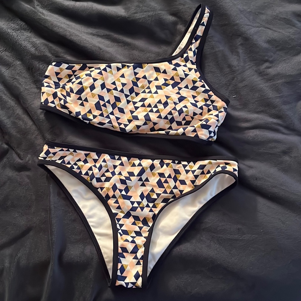 Cupshe two piece one shoulder geometric swimsuit